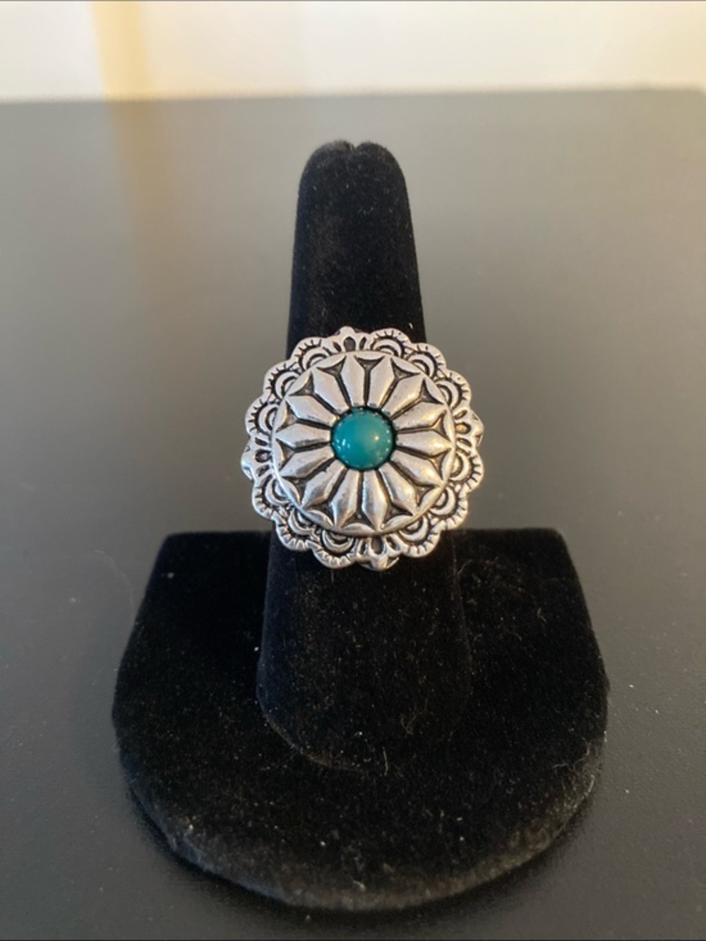 paparazzi Silver Floral Ring with Turquoise Center